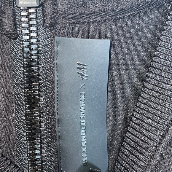 NWT RARE ALEXANDER WANG x H&M Scuba Crewneck Sweatshirt Black, Size 4 - Picture 8 of 10